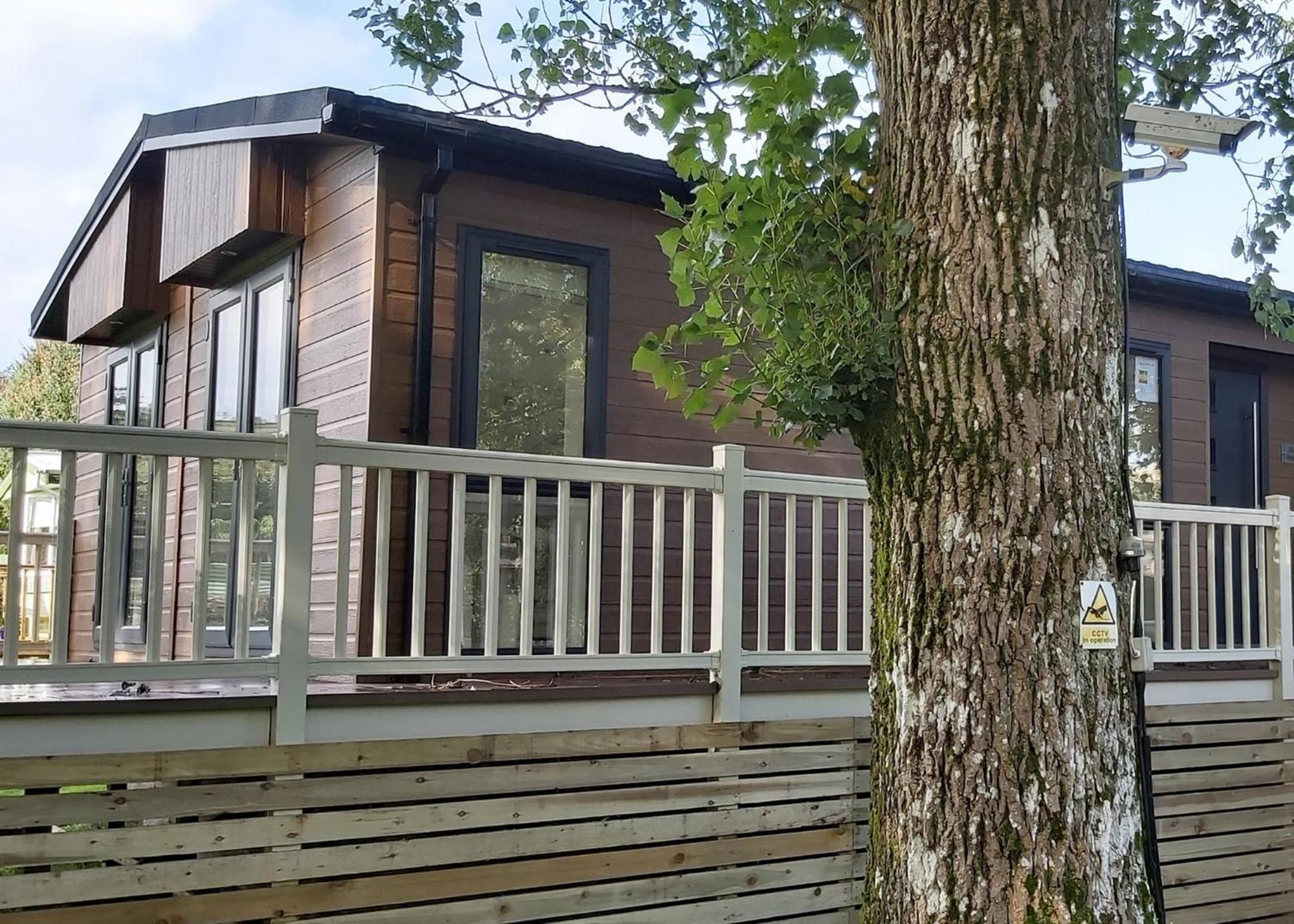 Riverview Lodges And Glamping Welshpool Exterior photo