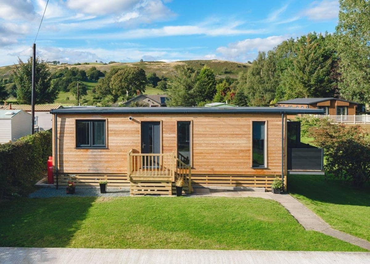 Riverview Lodges And Glamping Welshpool Exterior photo